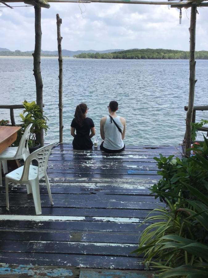 Homestay&Chaoleyseafoodrestaurant Ko Pu ภายนอก รูปภาพ